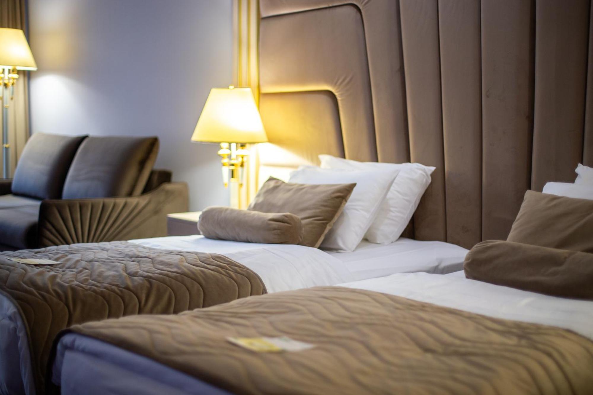 A Hoteli - Hotel Park Vrnjačka Banja Eksteriør bilde A bed